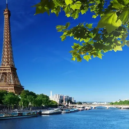 Charmant Notre Dame 2 *